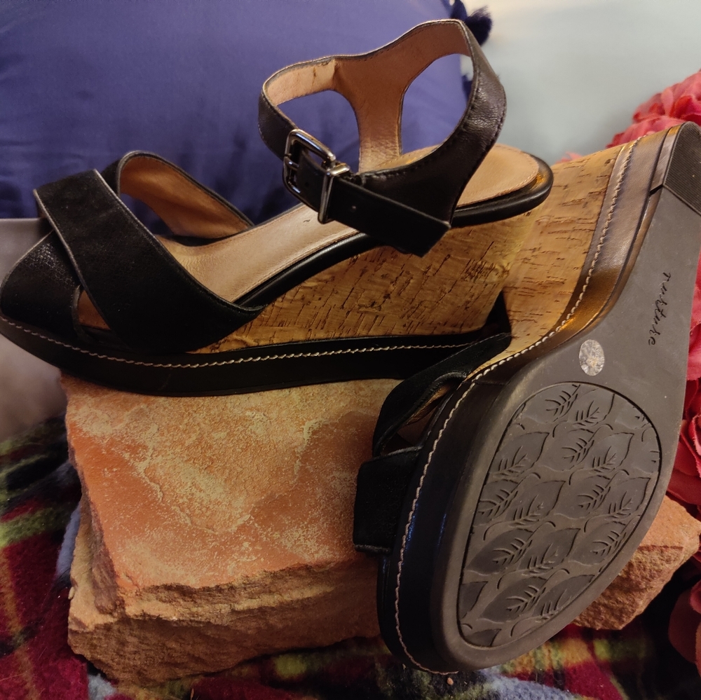 NURTURE Black Ankle Strap w/Tan Cork Wedge Heel Open Toe Sandals